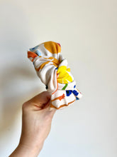 Load image into Gallery viewer, Floral pattern | Top Knot Headband
