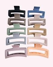Load image into Gallery viewer, Maggie | Matte | XXL Hair Claws
